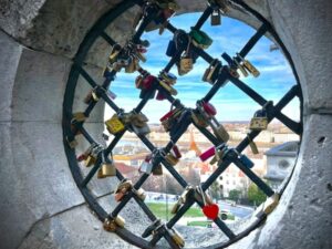 ChatGPT и Slack в бизнесе: как избежать утечек данных и кибератак